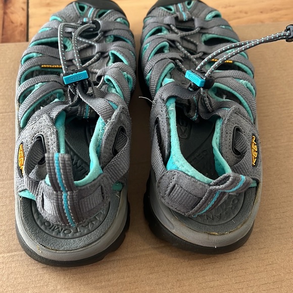 KEEN Whisper Sandal size 7 - Picture 3 of 10